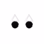 Oorstekers driehoek met zwarte mini pompom 925 Sterling Silver