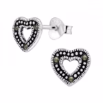 Ear studs black heart crystal