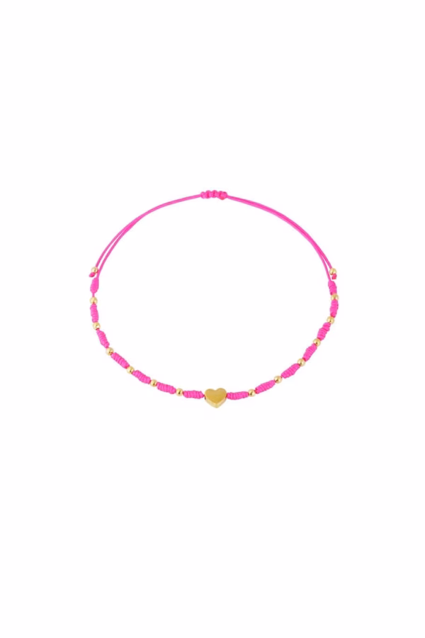 Armbandje roze touw met klein hartje